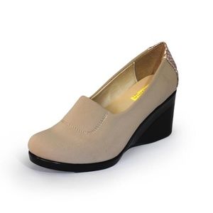 Charleston Shoe Co Manhattan Tan Slip On Wedge NWT